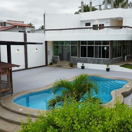 Hotel Pelican Bay Puerto Ayora  Bagian luar foto