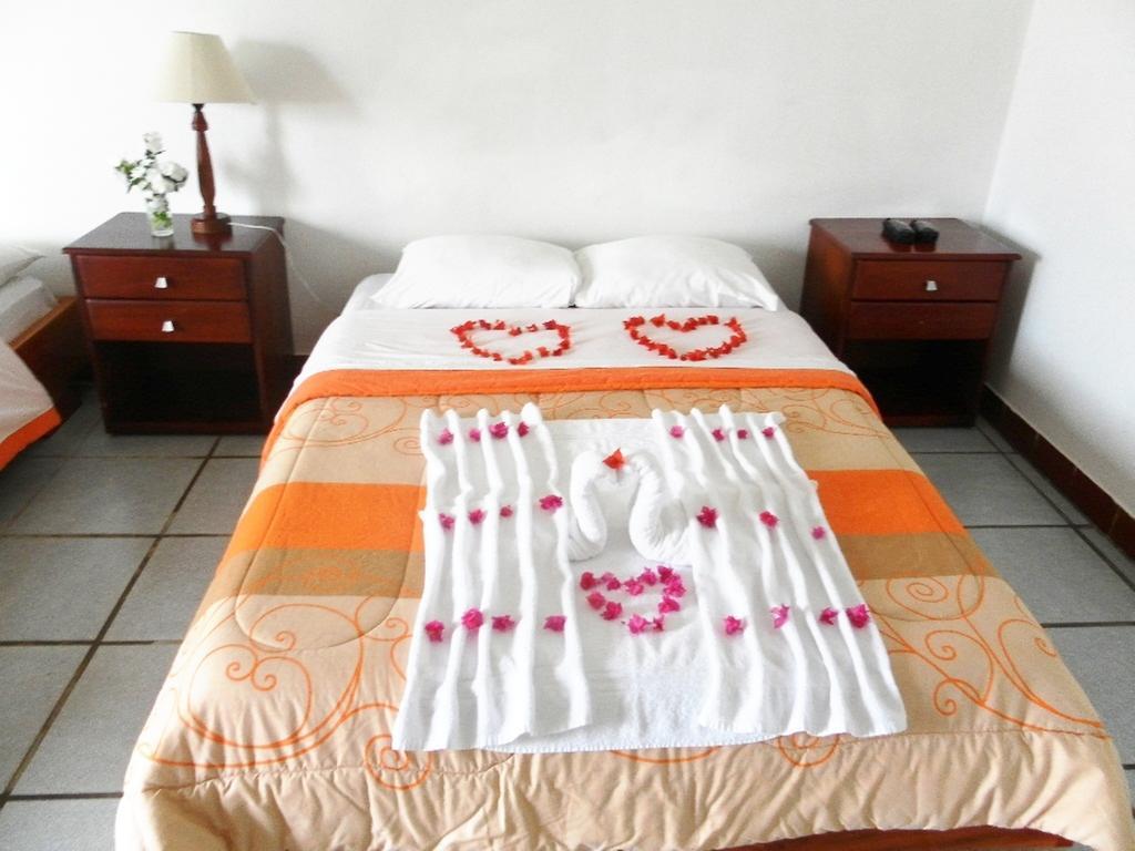 Hotel Pelican Bay Puerto Ayora  Bagian luar foto