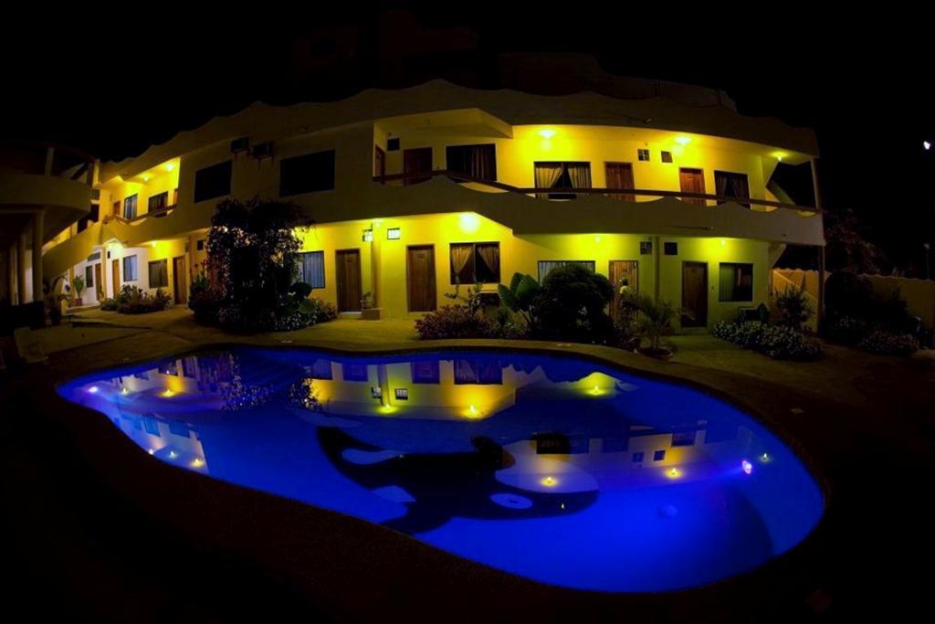 Hotel Pelican Bay Puerto Ayora  Bagian luar foto